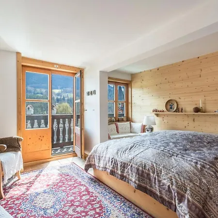 2 - Lockstein Apartment