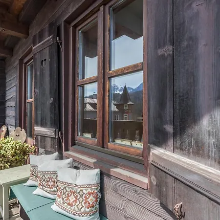 아파트 2 - Lockstein